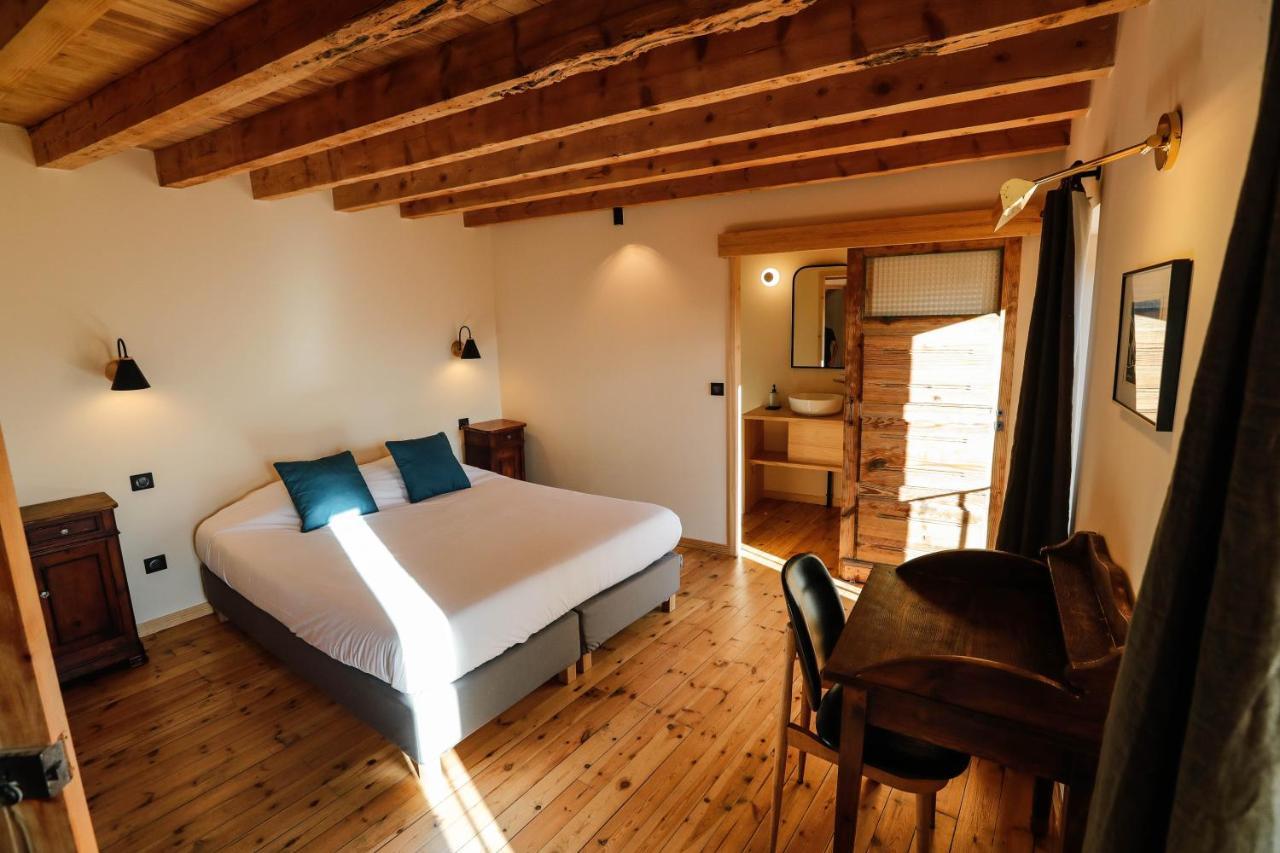 Domaine Agricole Cotze / Casa Rural Enveitg Εξωτερικό φωτογραφία