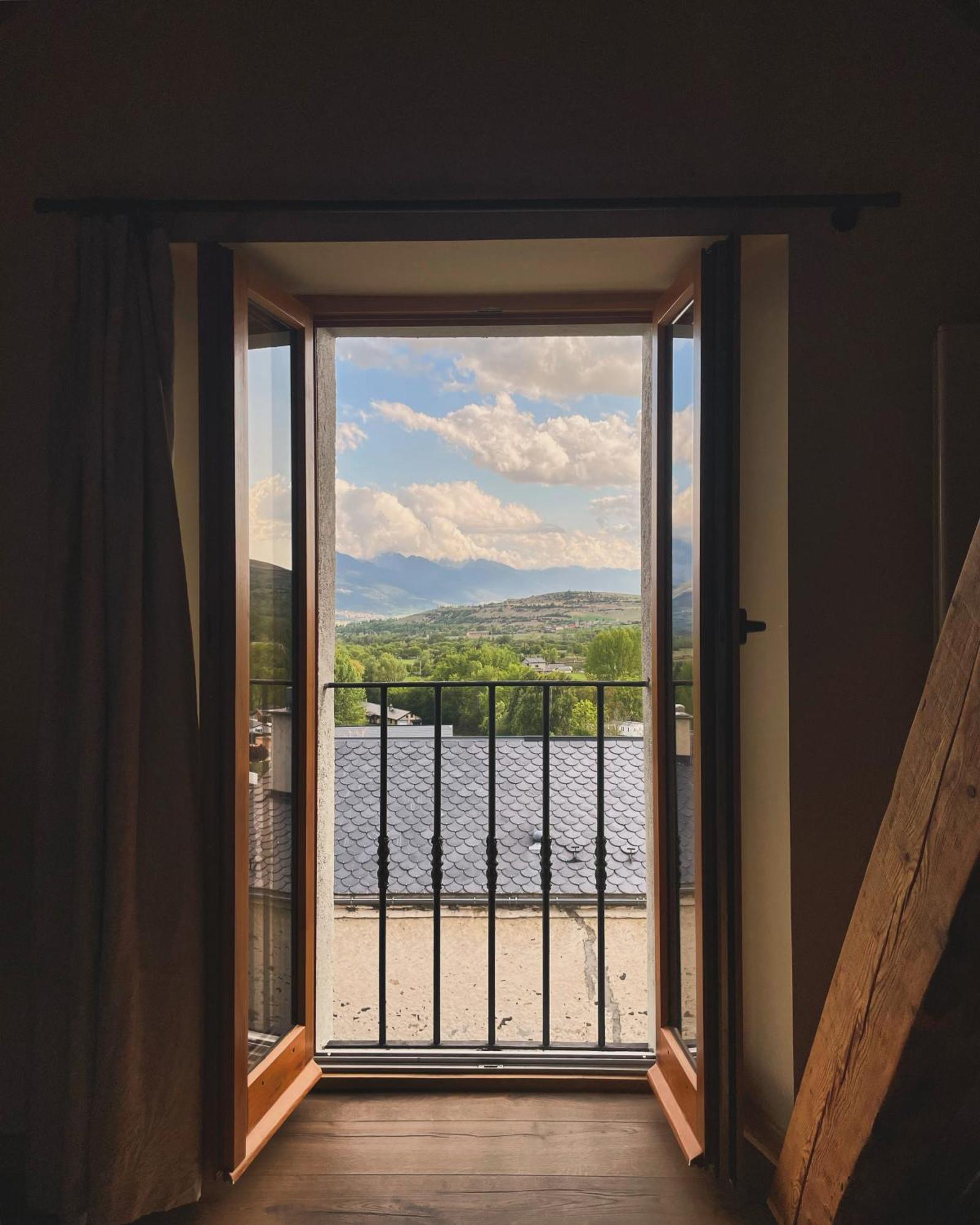 Domaine Agricole Cotze / Casa Rural Enveitg Εξωτερικό φωτογραφία