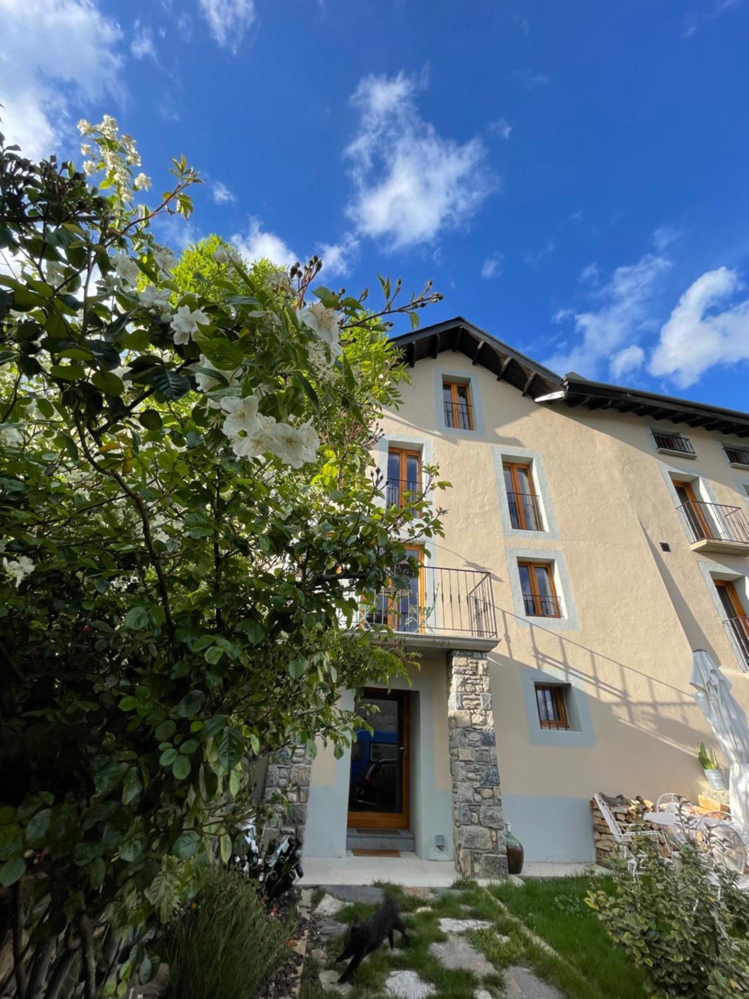 Domaine Agricole Cotze / Casa Rural Enveitg Εξωτερικό φωτογραφία